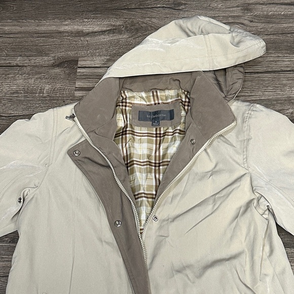 Liz Claiborne Men's Tan Hooded Raincoat - Picture 6 of 10